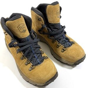 Danner Mountain 600 Boots Hiking Leather Waterproof Tan